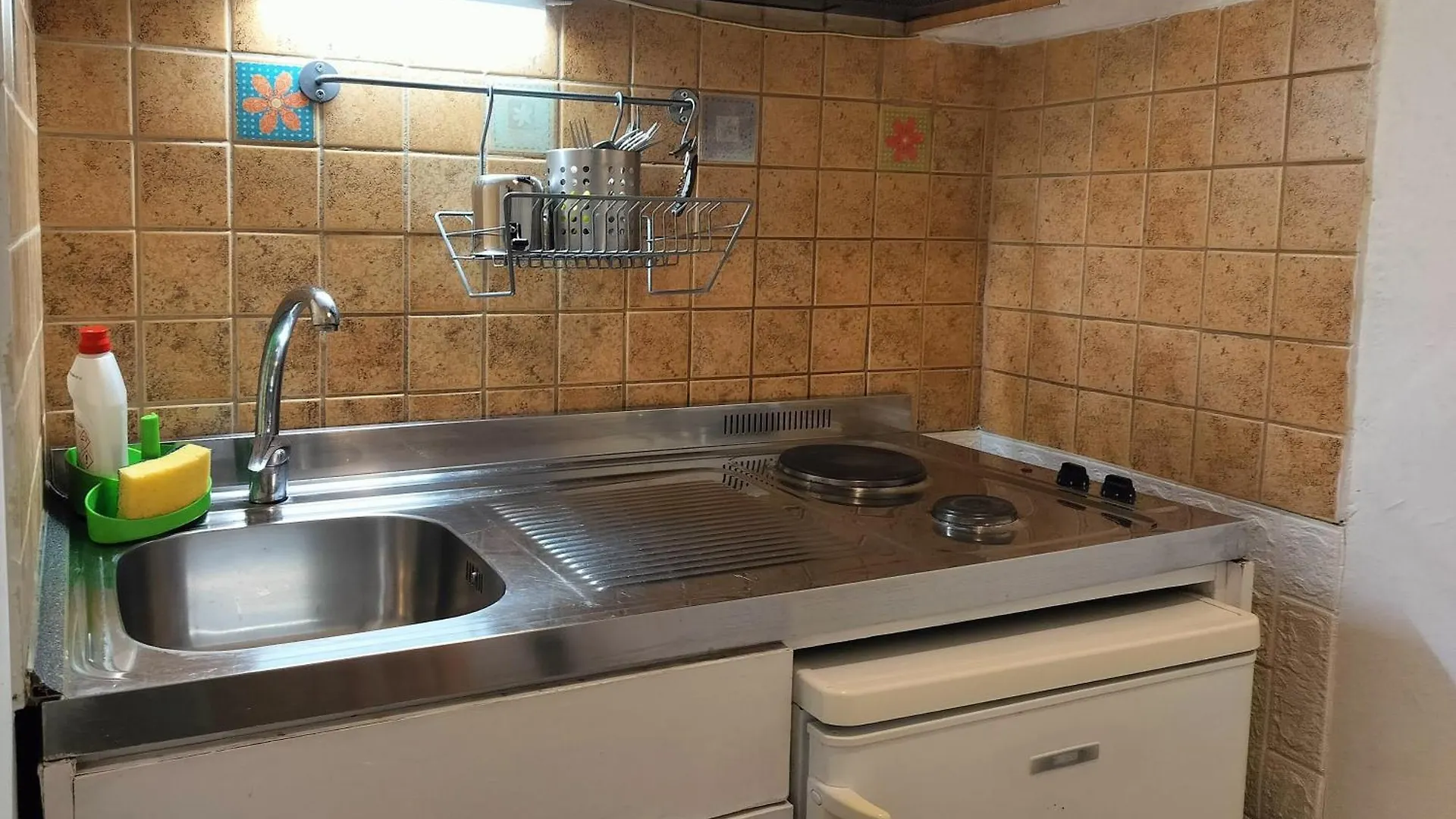 Diva - Free Parking - Explore Center By Foot - Close To Helexpo, University & Hospital Thessaloniki 0*,  Greece